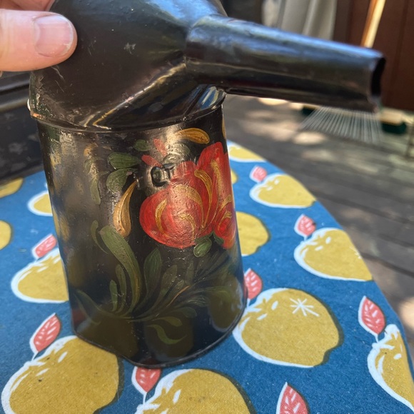 Vintage Folk Art Oil Can - Picture 4 of 10